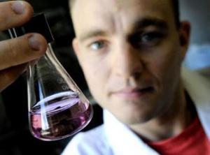 Among Many Uses Gold Nanoparticles Could Help Dye Sensitized Solar Cells <b>...</b> - adrian-fuchs1
