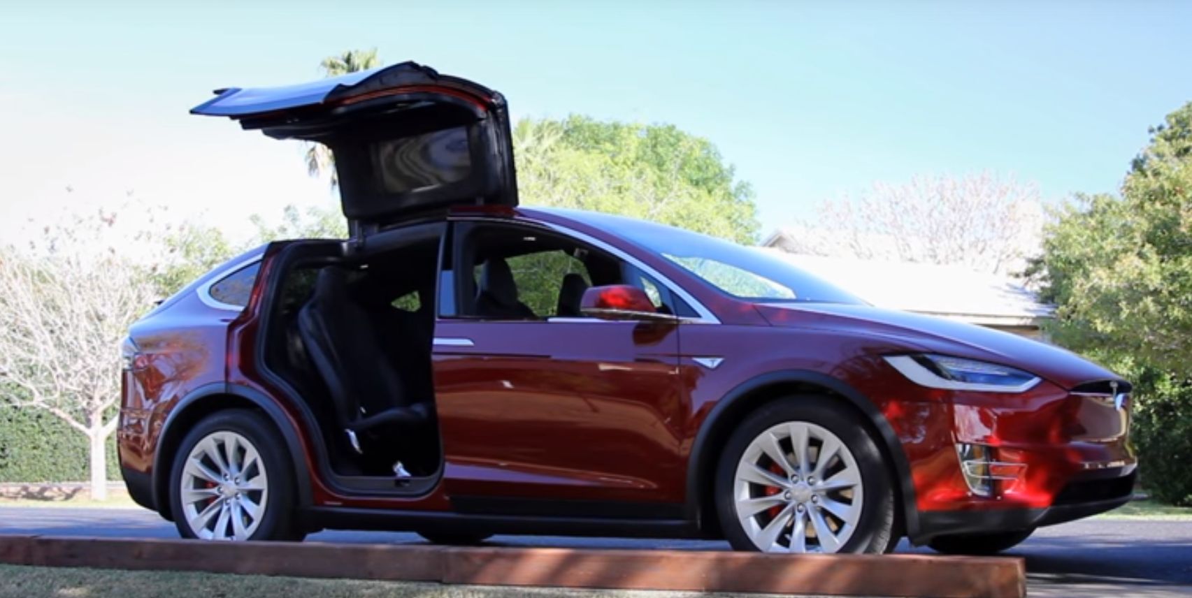 The Best Review of a Tesla Model X Ever - The Green Optimistic